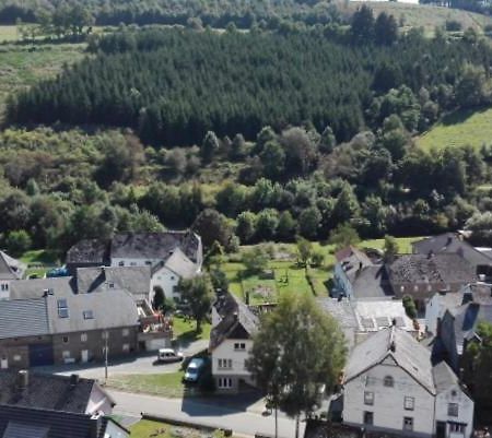 Zum Burgblick Burg Reuland Exterior foto